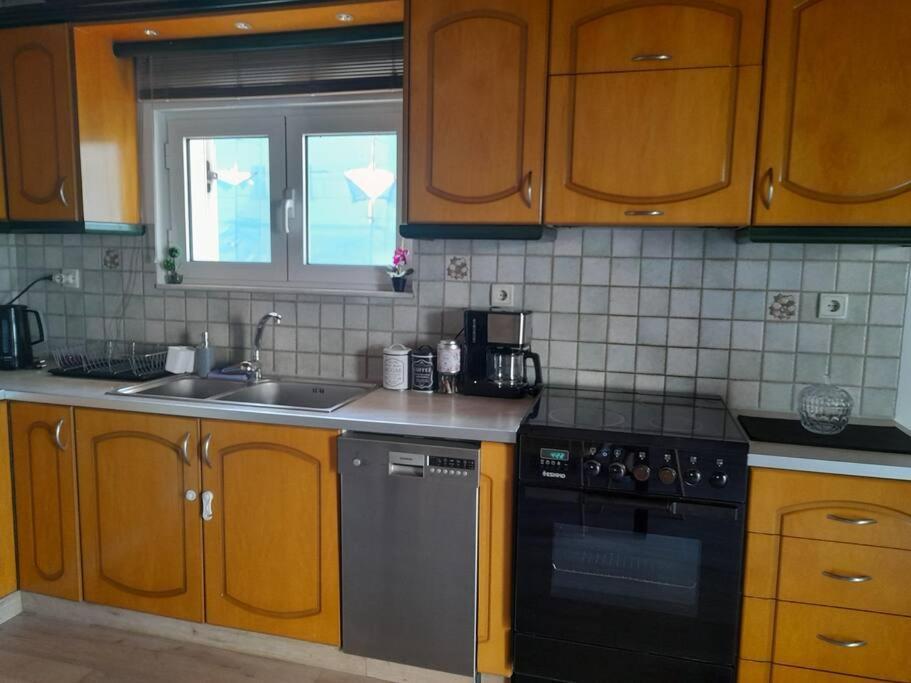 شقة Downtown Loft آيجيون المظهر الخارجي الصورة
